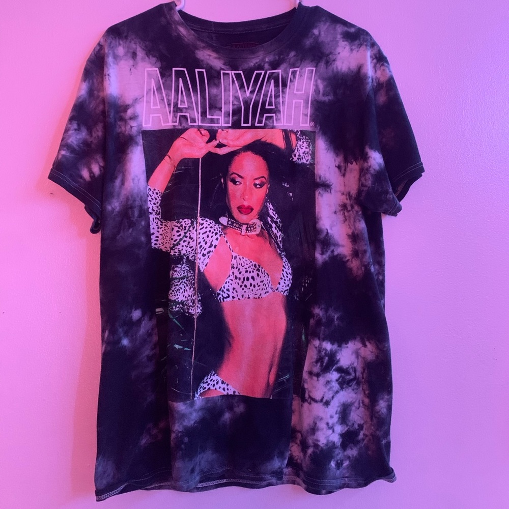 aaliyah shirt
